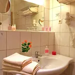 호텔 Mueritzgarten Garni Röbel