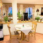 Mueritzgarten Garni 3* Röbel