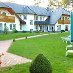Mueritzgarten Garni 호텔