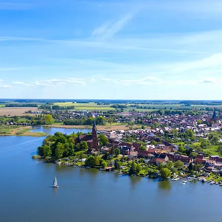 Szálloda Mueritzgarten Garni 3*