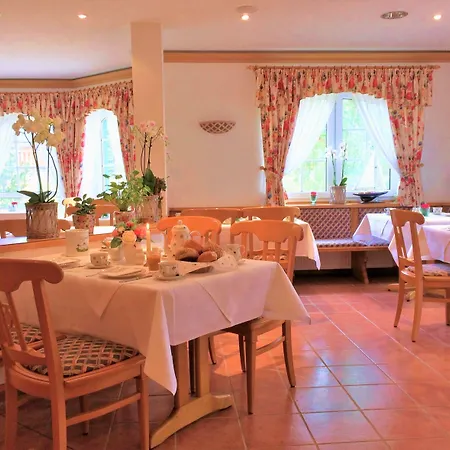 Hotel Müritzgarten Garni Röbel