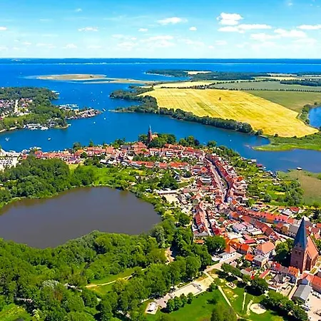 Отель Mueritzgarten Garni Рёбель
