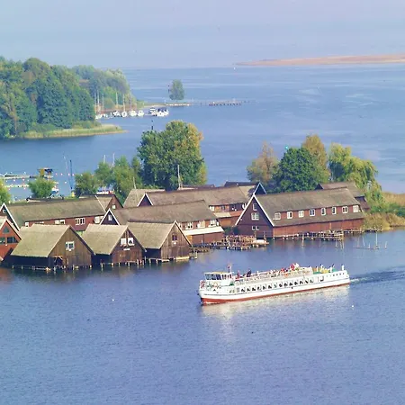 Hotel Mueritzgarten Garni 3*