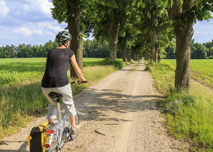 Müritzgarten Garni Hotel 3*