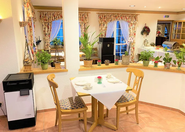 Müritzgarten Garni 3* Röbel