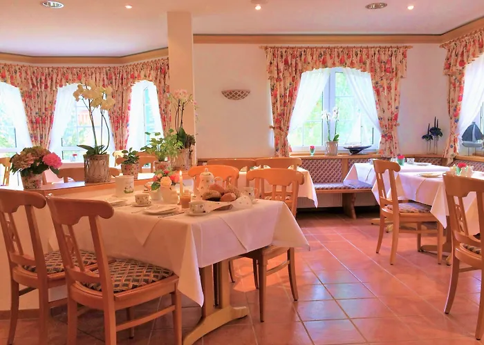 Hotel Müritzgarten Garni Röbel