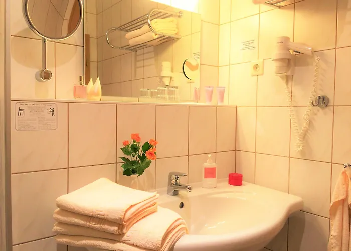 Müritzgarten Garni Hotel Röbel
