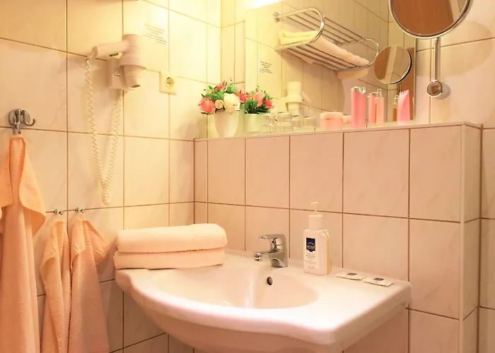 Müritzgarten Garni Hotel