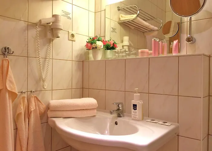 Müritzgarten Garni Hotel