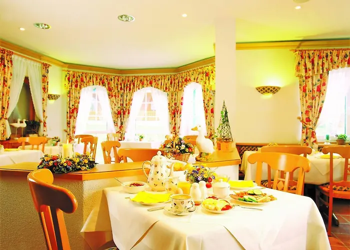 Müritzgarten Garni Hotel